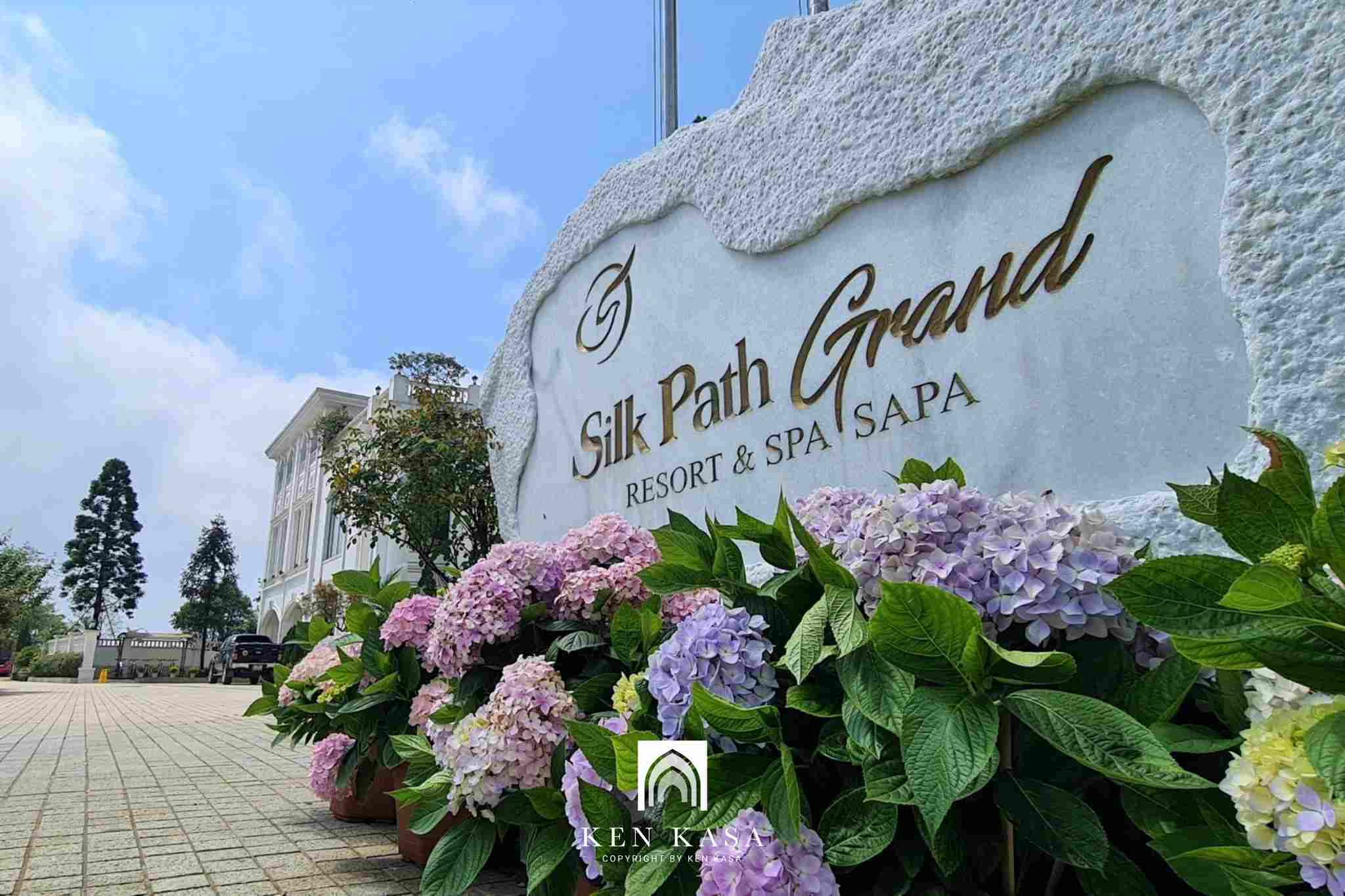 Cảnh quan Silk Path Grand Resort & Spa